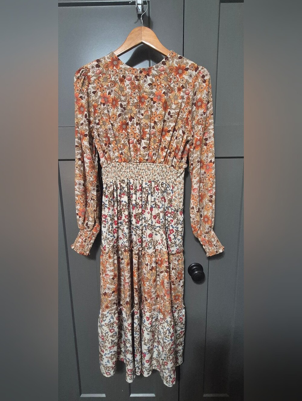 Umgee Floral Tiered Boho Midi Dress Long Sleeve Smocked Waist Size S - Picture 4 of 6